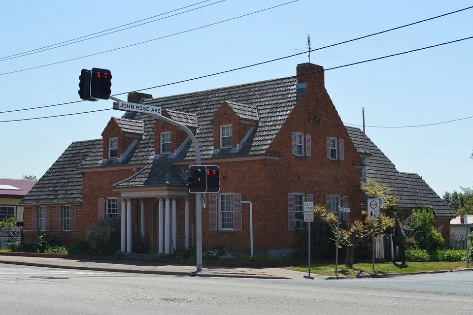 Former Bank of New South Wales building at Branxton, New South Wales