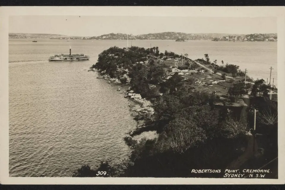 Cremorne Point early 20th century with Kirrule-type K-class ferry